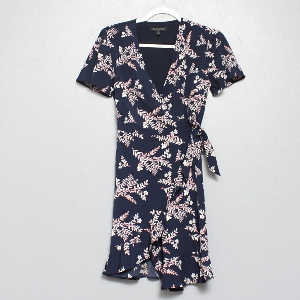 Banana Republic factory navy floral wrap midi dress